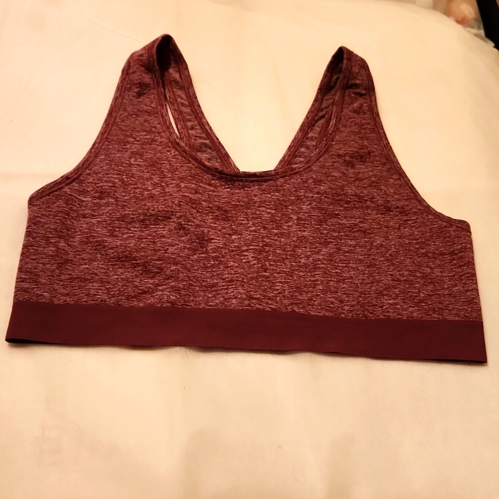 NEW.  FRUIT OF THE LOOM COMFORT BRA.  DURABLE 4 WAY STRETCH.   SIZE EXTR…